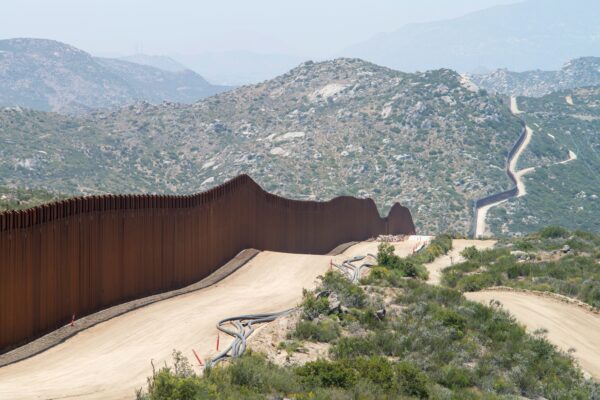 photo of southern border wall